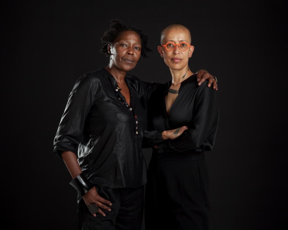 The image of the article.