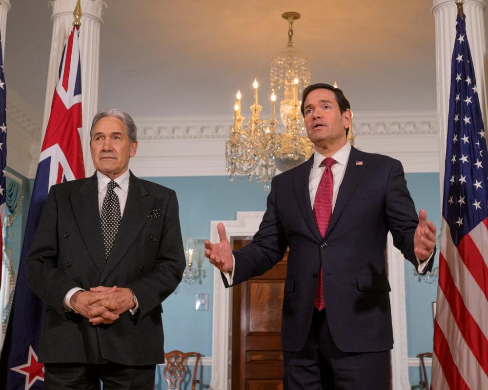 The image of the article.