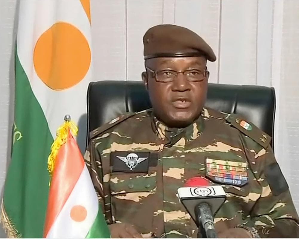 The image of the article.