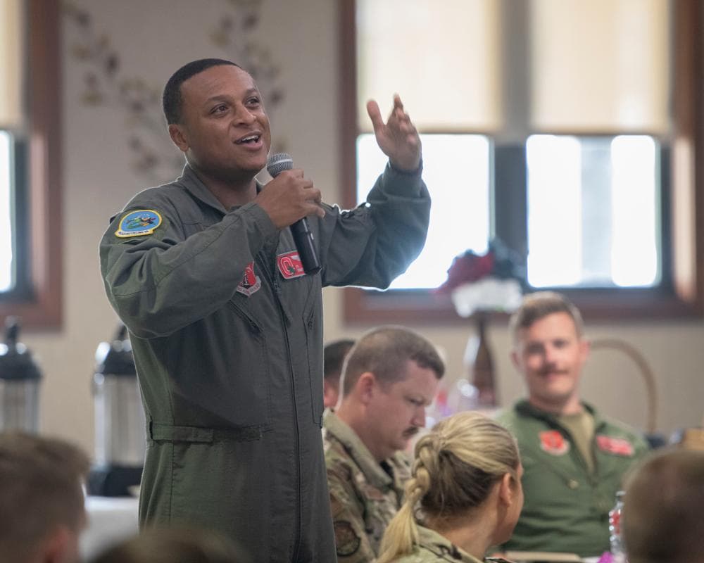 The image of the article.